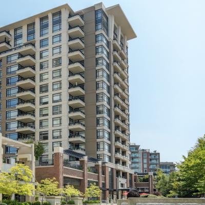 Belvedere - Building Outside